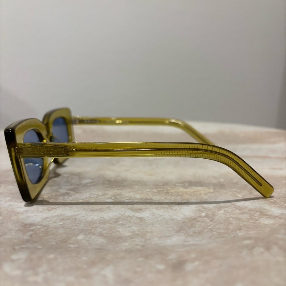 Akila Edra Rectangular Shaped Sunglasses - image 5